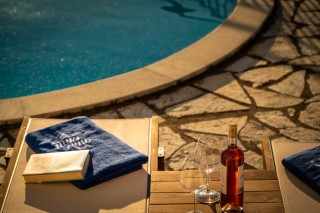 facilities blue chill villa relax in pool