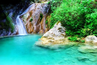 lefkada-blue-chill-villa-waterfalls